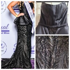 Elegant Black Strapless Evening Gown